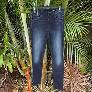 MOTHER High Waisted Looker Ankle Fray Jeans size 27